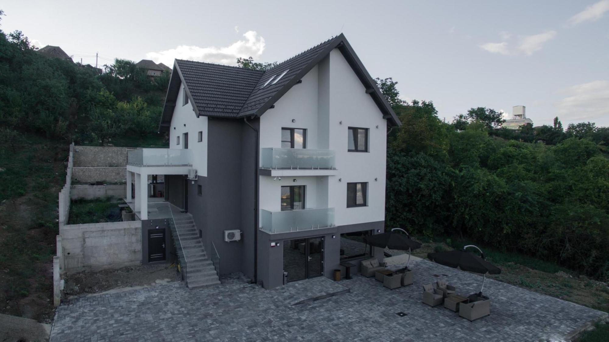 Pensiunea Giulia Turda Bagian luar foto